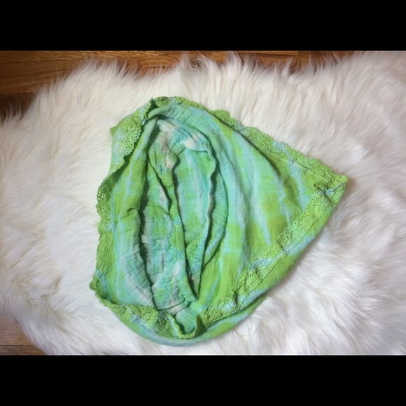 #T111 Jen’s pirate booty tye dye crop - Picture 3 of 3